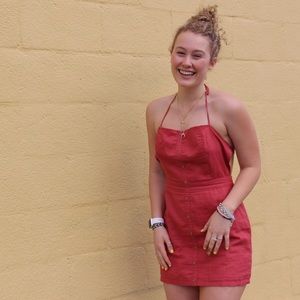 Meet your Posher, Holly